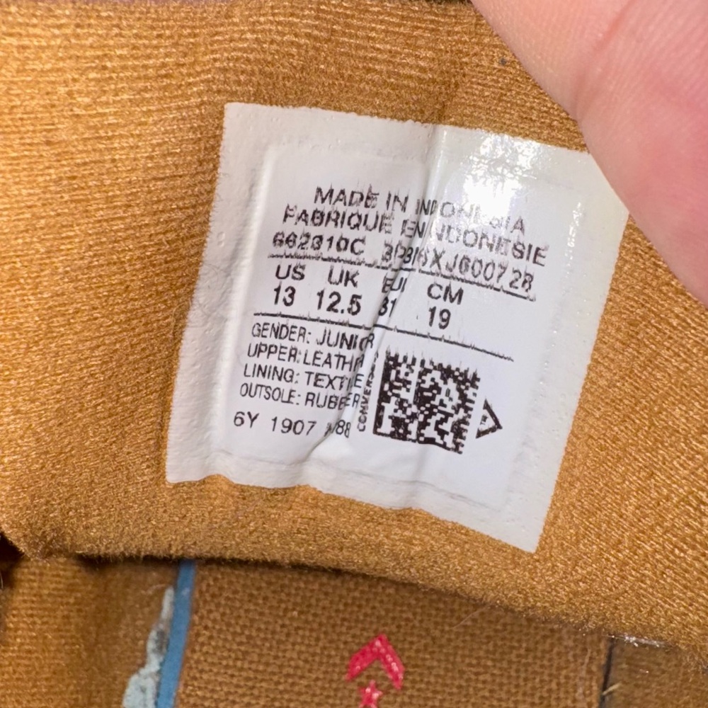 Converse Kids Tan Sneakers with Multicolor Laces - Picture 4 of 4